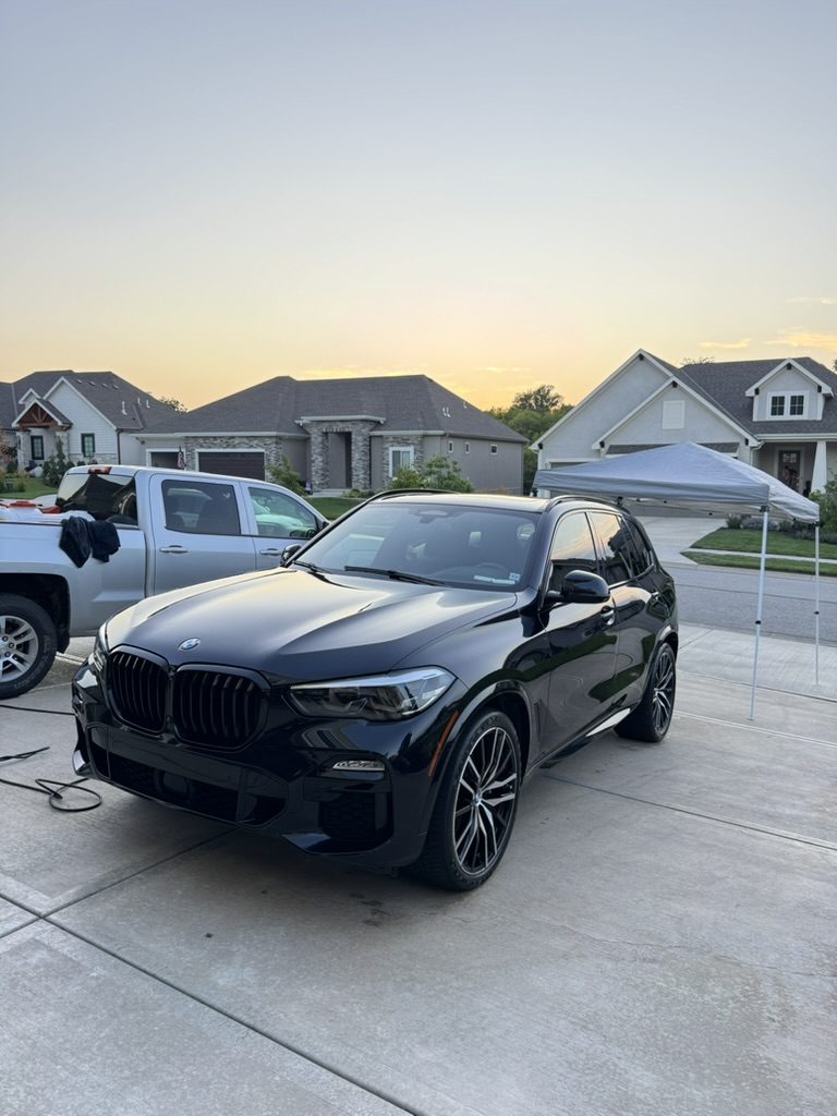 BMW X5, mobile detailed by Blue Badge Customs in Lawrence, Kansas