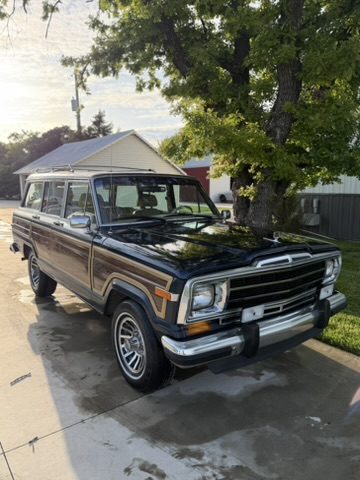 Jeep Grand Wagoneer, mobile detailed by Blue Badge Customs in Lawrence, Kansas