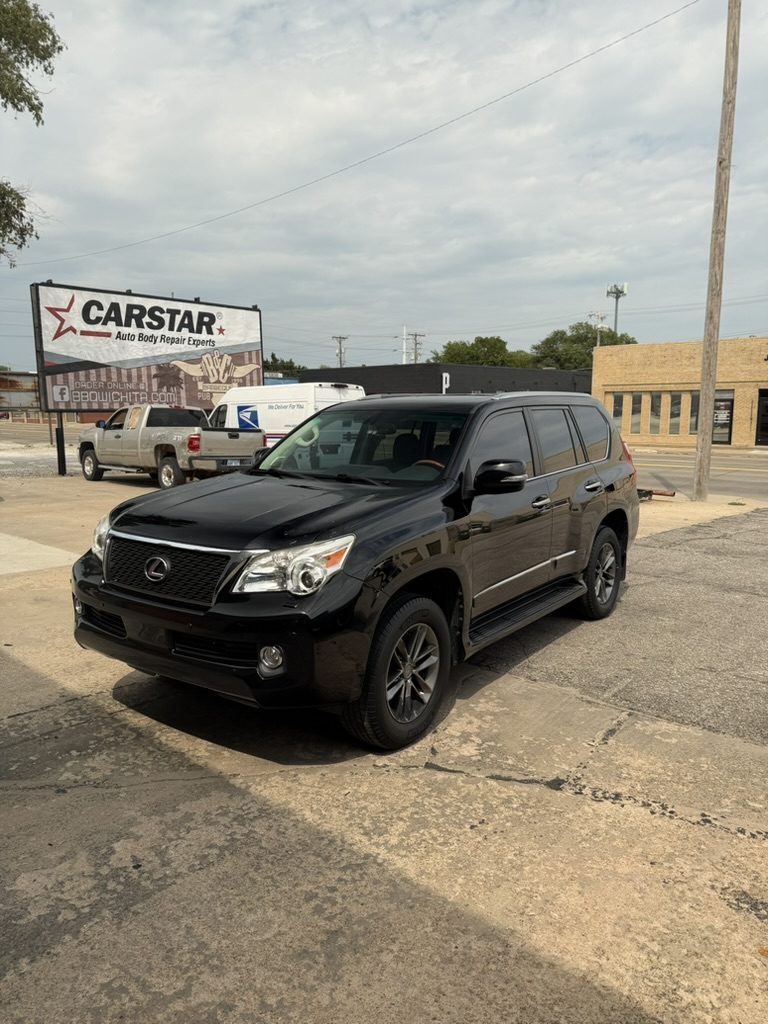 Lexus GX 460, mobile detailed by Blue Badge Customs in Lawrence, Kansas